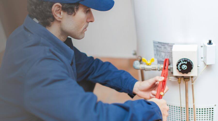 Professional expert plumbing services in Highlands, TX